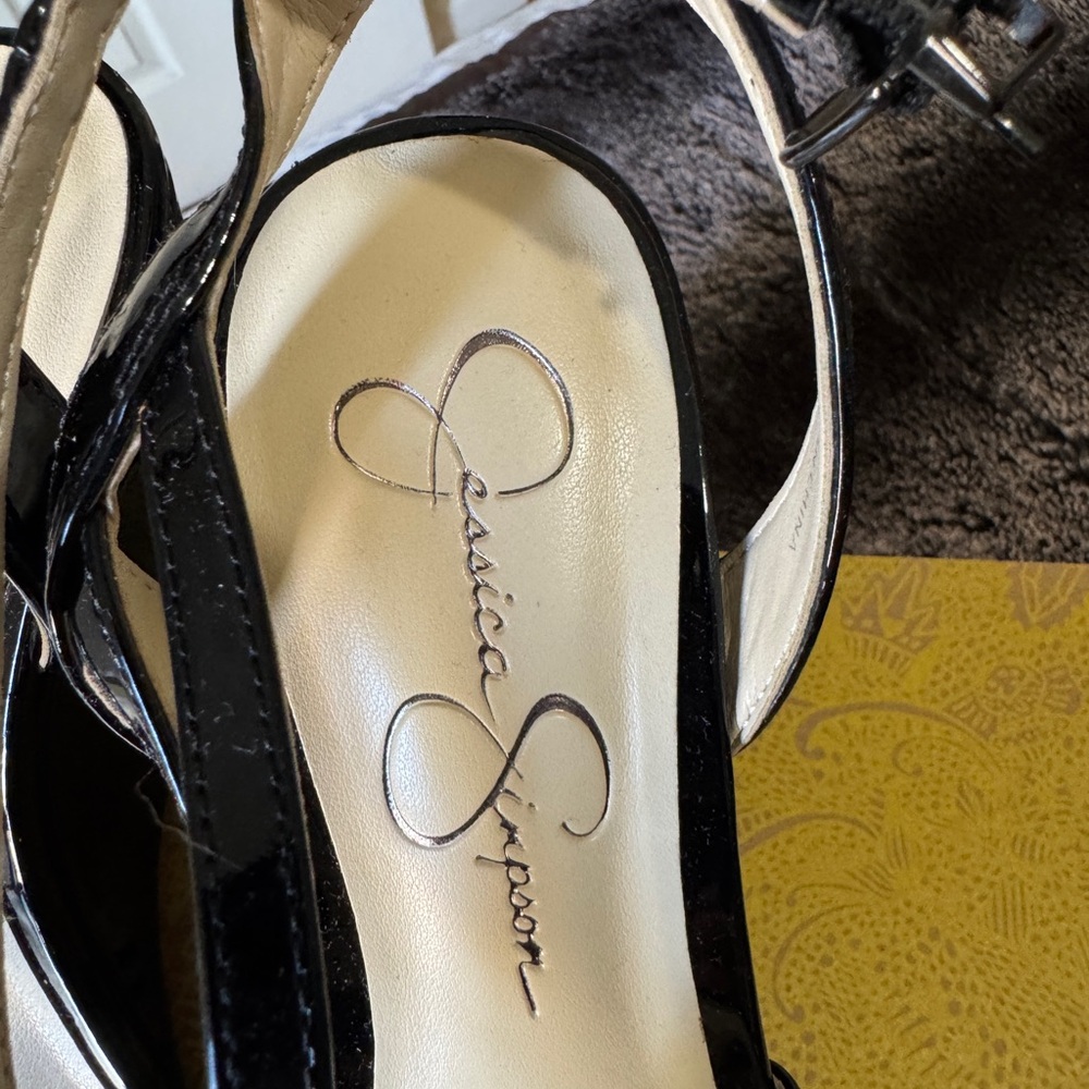 Jessica Simpson Black patent leather Heels